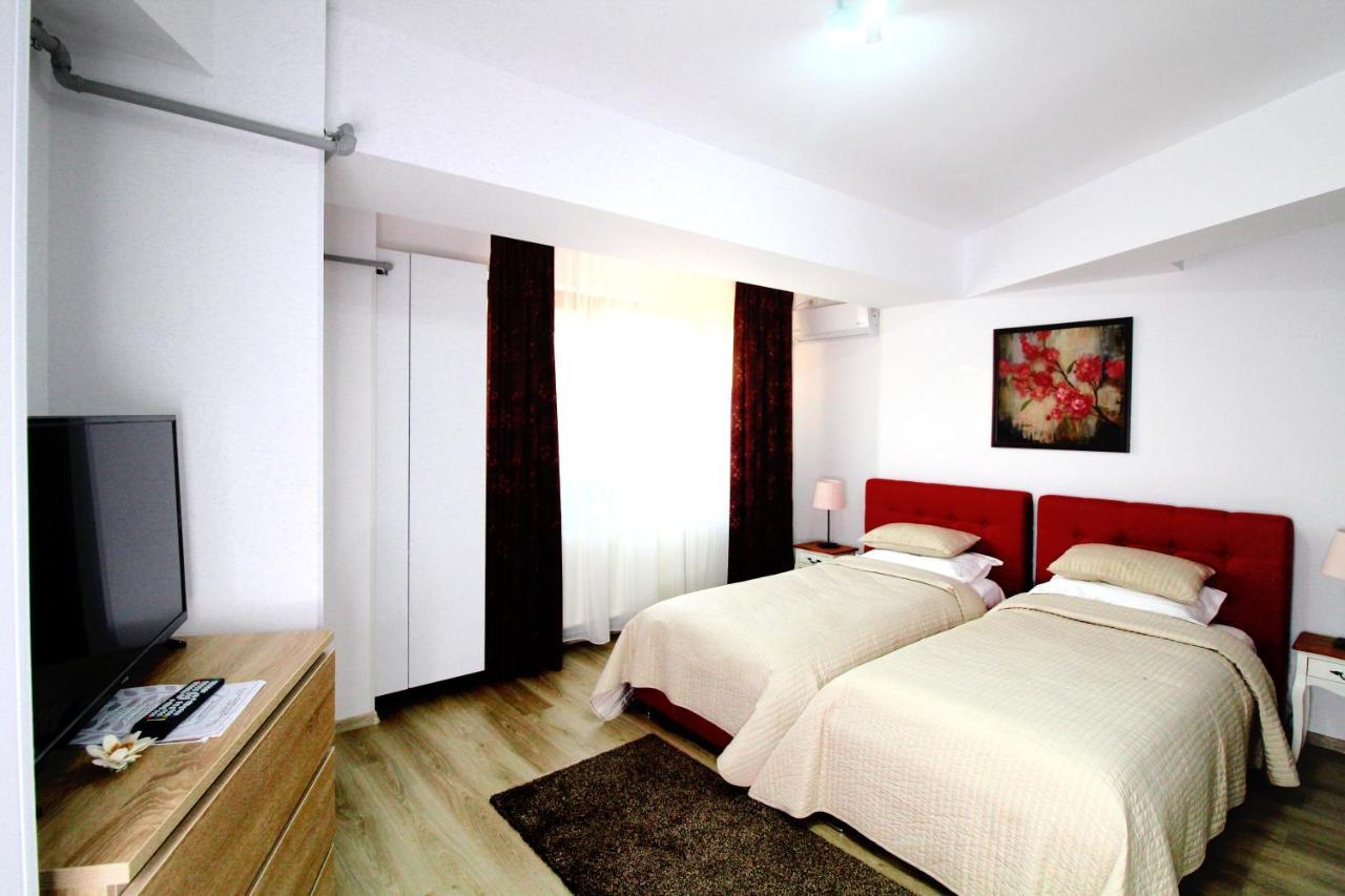 Hotel La Casa Centrale Boekarest Buitenkant foto
