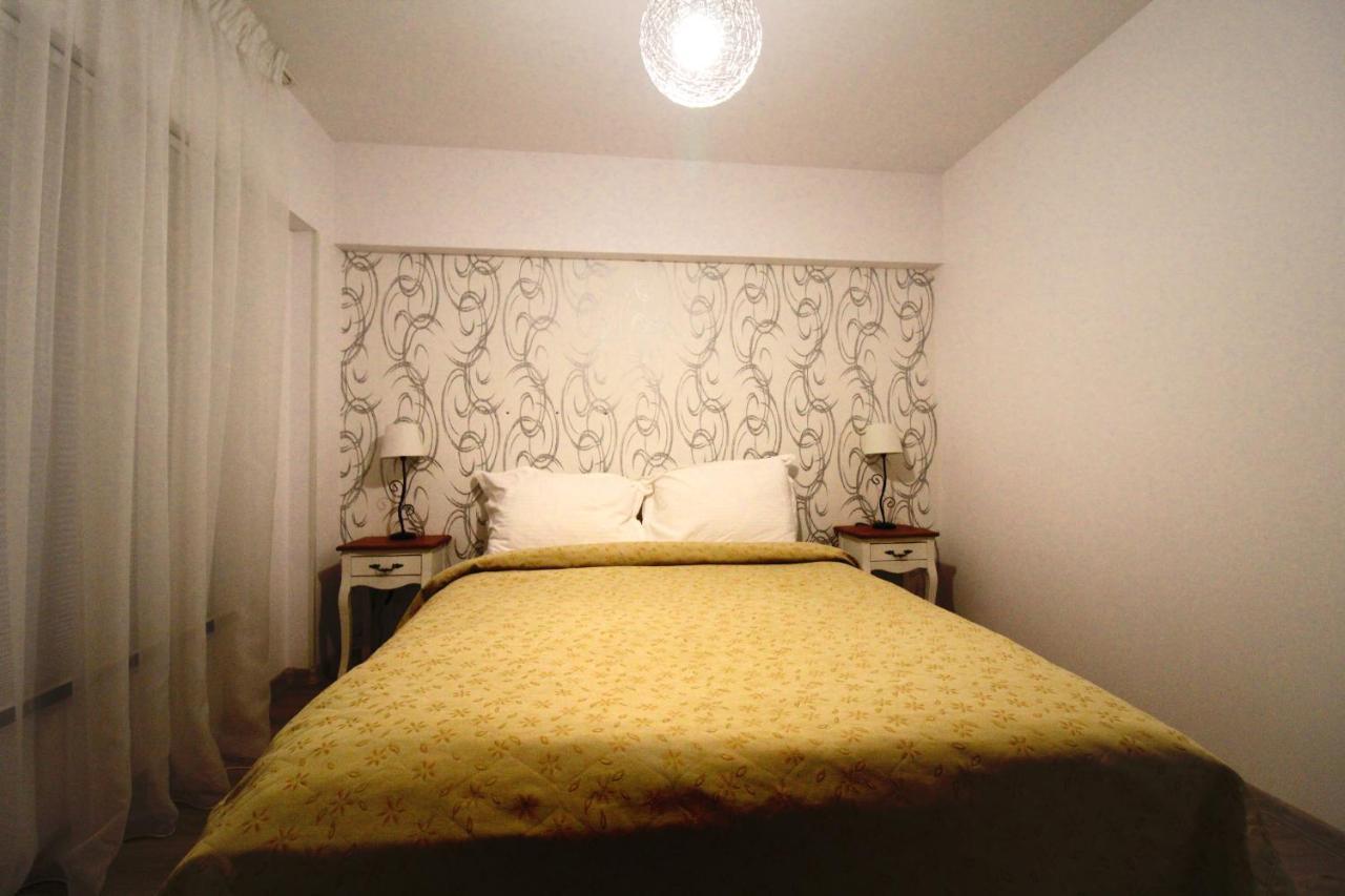 Hotel La Casa Centrale Boekarest Buitenkant foto